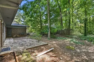 2124 Golfview Dr SE, Conyers, GA 30013 - Photo 29