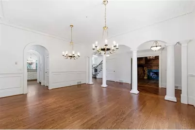 420 Morgan Oak Circle, Atlanta, GA 30342 - Photo 11