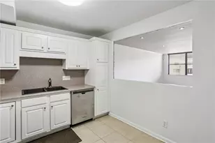 2965 Pharr Ct S Northwest, Atlanta, GA 30305 - Photo 5