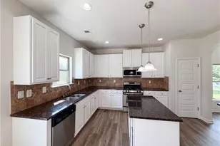 4440 Prather Son Dr, Loganville, GA 30052 - Photo 9