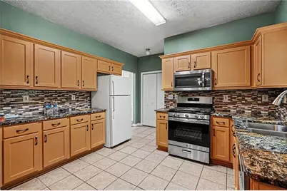 375 Clairidge Lane, Lawrenceville, GA 30046 - Photo 7