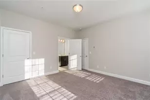 2256 Tenor Ln, Alpharetta, GA 30009 - Photo 5
