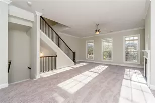 2256 Tenor Ln, Alpharetta, GA 30009 - Photo 9