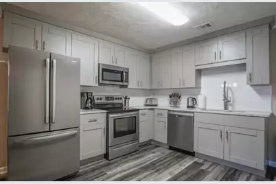 846 Park Place #B, Conyers, GA 30012 - Photo 101