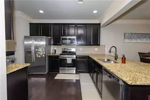 11661 Davenport Ln, Alpharetta, GA 30005 - Photo 7