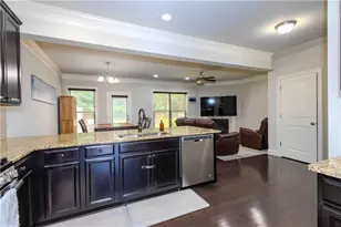 11661 Davenport Ln, Alpharetta, GA 30005 - Photo 9