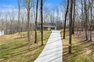 96 Hawks Ridge Ct, Cleveland, GA 30528 - Photo 7