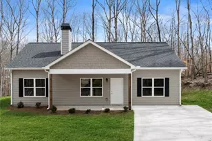 96 Hawks Ridge Ct, Cleveland, GA 30528 - Photo 1