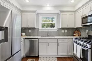 1893 Hamlin Dr SW, Marietta, GA 30064 - Photo 9