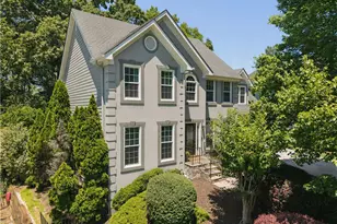 420 N Pine Dr, Alpharetta, GA 30022 - Photo 35