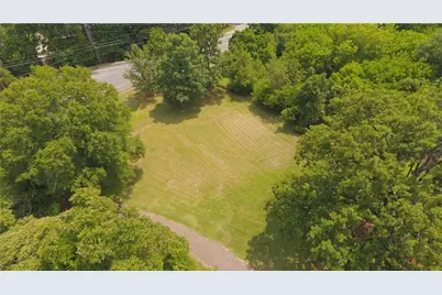 2875 Lower Roswell Road, Marietta, GA 30068 - Photo 3
