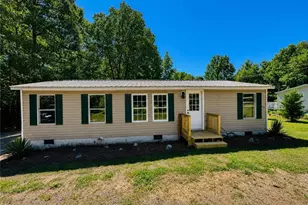 713 Woods Rd, Tunnel Hill, GA 30755 - Photo 1