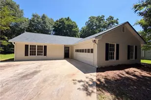 358 Cross Creek Pl, Auburn, GA 30011 - Photo 1