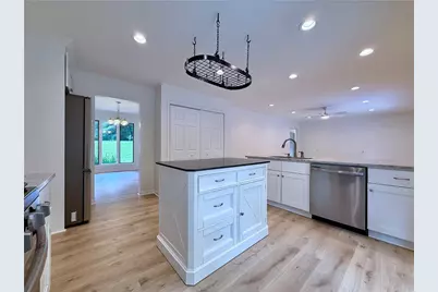 2200 Carey Place, Marietta, GA 30066 - Photo 9