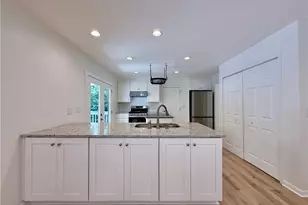 2200 Carey Pl, Marietta, GA 30066 - Photo 11