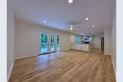 2200 Carey Place, Marietta, GA 30066 - Photo 15