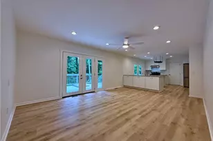 2200 Carey Pl, Marietta, GA 30066 - Photo 15