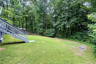 2200 Carey Pl, Marietta, GA 30066 - Photo 41