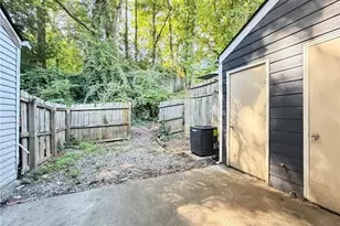 6624 Wellington Square, Norcross, GA 30093 - Photo 33