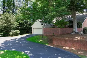 1809 Bedfordshire Dr, Decatur, GA 30033 - Photo 7