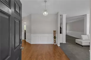 698 Deer Lake Trail, Stone Mountain, GA 30087 - Photo 5