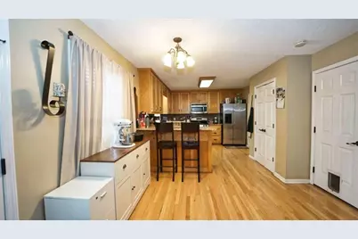 1049 Fieldstone Drive, Canton, GA 30114 - Photo 7