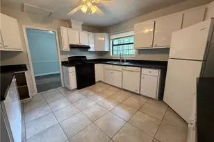 4960 Cold Springs Dr NW, Lilburn, GA 30047 - Photo 5