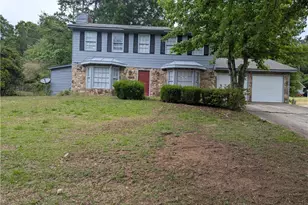 8673 Plumtree Dr, Riverdale, GA 30274 - Photo 1