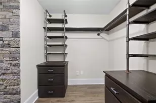 2855 Peachtree Rd, Atlanta, GA 30305 - Photo 25