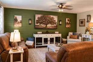 236 E Huntington Rd, Rossville, GA 30741 - Photo 11