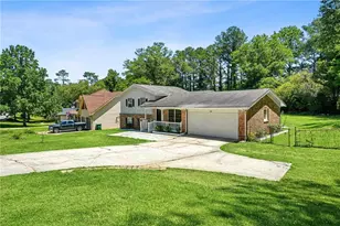 1268 S Indian Creek, Stone Mountain, GA 30083 - Photo 5