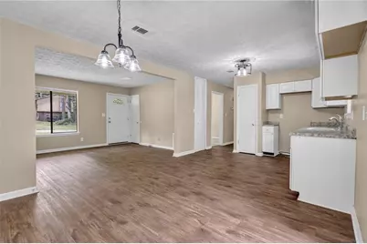 8998 Hurst Court, Jonesboro, GA 30238 - Photo 9