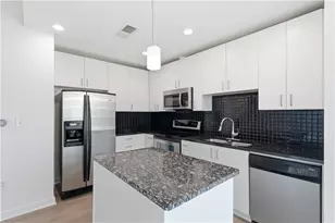 250 Pharr Rd NE, Atlanta, GA 30305 - Photo 11