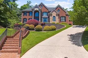1370 Boomer Cir, Suwanee, GA 30024 - Photo 5