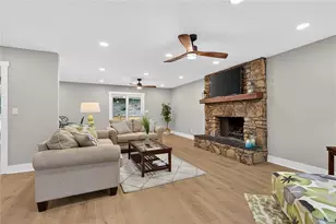 3029 Meadow Dr, Marietta, GA 30062 - Photo 5