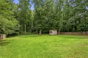 1160 Dogwood Park Dr, Lawrenceville, GA 30046 - Photo 37