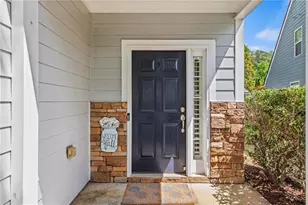 910 Silver Lake Dr, Acworth, GA 30102 - Photo 3