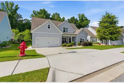 195 Southridge, Senoia, GA 30276 - Photo 1