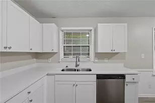 2115 Pine Knoll Cir NE, Conyers, GA 30013 - Photo 15