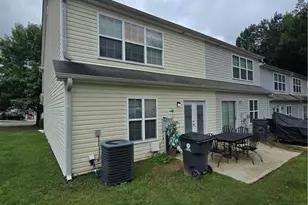 6109 Hickory Ln Dr, Union City, GA 30291 - Photo 13