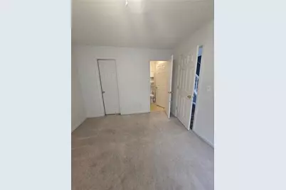 6109 Hickory Lane Drive, Union City, GA 30291 - Photo 3