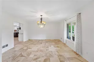 378 Clyde Ct, McDonough, GA 30252 - Photo 9