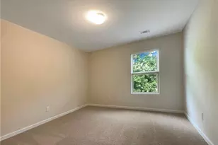 1033 Eldon Ln, Fairburn, GA 30213 - Photo 19