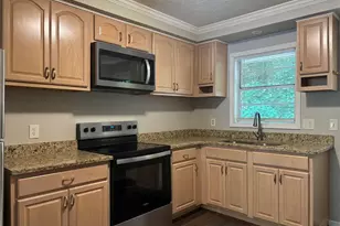 152 Fields Landing Dr, Canton, GA 30114 - Photo 9