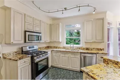 16 Ancient Oak Court NE, Marietta, GA 30067 - Photo 13