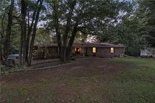 11O Hearthstone Dr, Stockbridge, GA 30281 - Photo 3