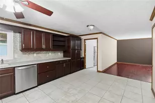 11O Hearthstone Dr, Stockbridge, GA 30281 - Photo 5
