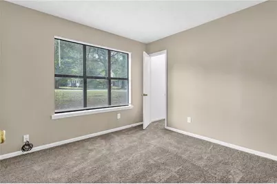 8997 Huntwood Lane, Riverdale, GA 30274 - Photo 7