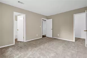 8997 Huntwood Ln, Riverdale, GA 30274 - Photo 15