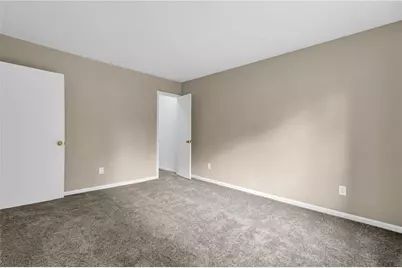 8997 Huntwood Lane, Riverdale, GA 30274 - Photo 13